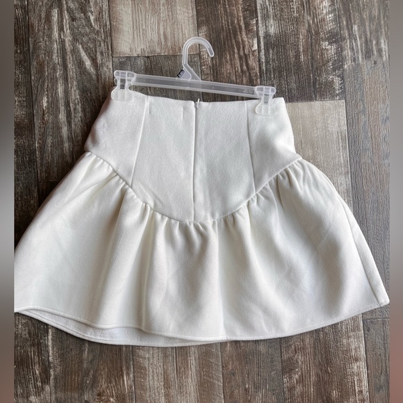 Y2K BRATZ style Winter Cloud Season Paris white cream black bow puffy mini skirt - Picture 3 of 10